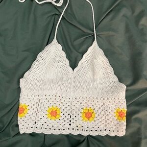 Halter knitted flower tank !